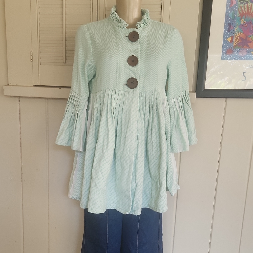 Chic Mint Green Buttoned Tunic